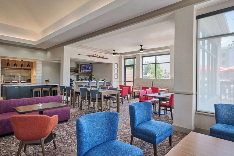 Food & Drinks 5, Hilton Garden Inn Anchorage, Anchorage
