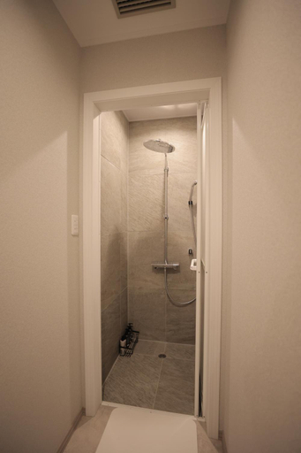Bathroom 3, SAUNA FOREST CABIN 軽井沢 御代田 A棟 zen-asobi, Miyota