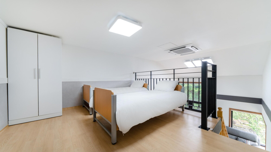 Bedroom 5
