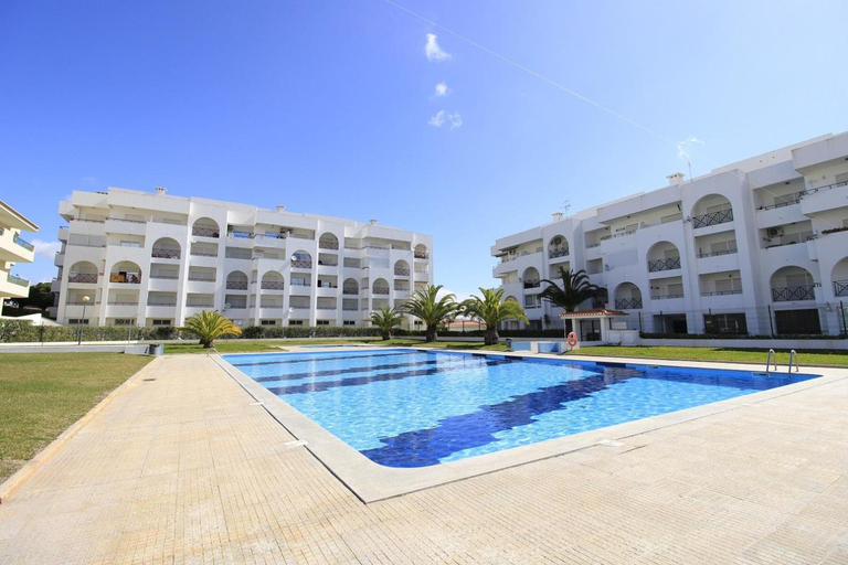 Exterior & Views 1, Armacao de Pera Brightness With Pool by Homing, Lagoa