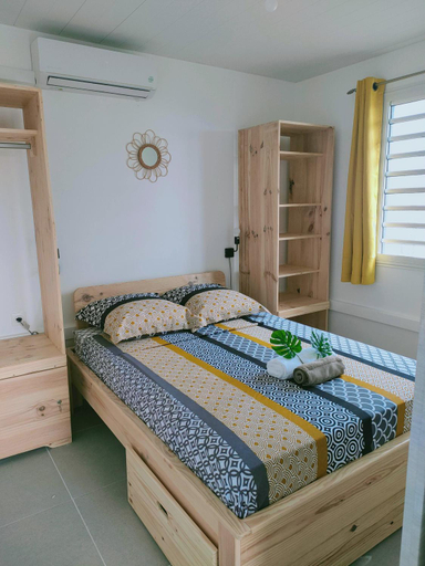 Others 2, les tiny houses d'akapa, Basse-Pointe