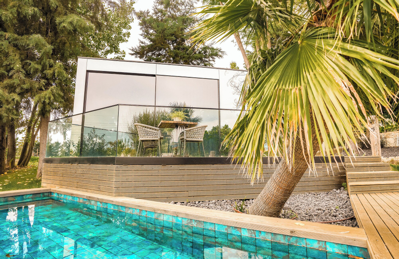 Swimming Pool 18