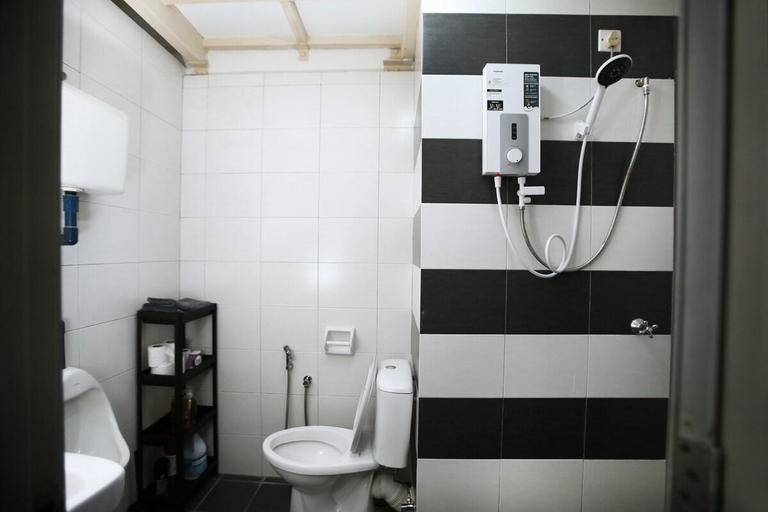 Bathroom, Private Zen at The CEO Bayan Lepas Penang, Penang Island