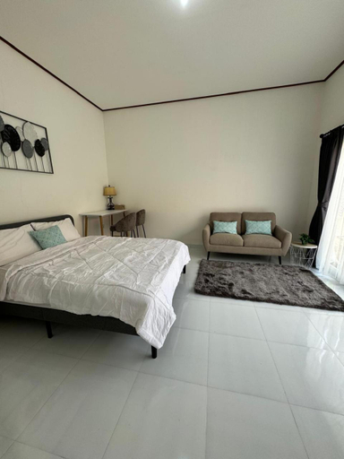 Others 4, Eldemir Room, Badung