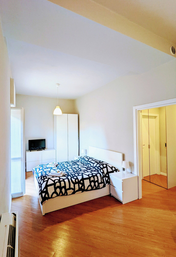 Bedroom 4, Monza Apartments, Monza and Brianza