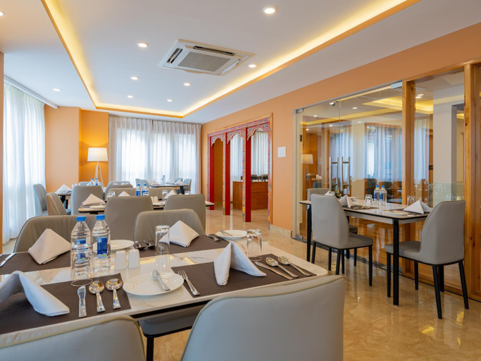 Food & Drinks 5, Naksel Urban Hotel & Spa, Chang