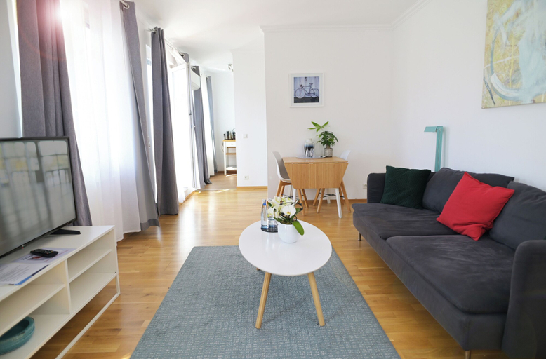 Others 5, Victoria Apartments, Düsseldorf