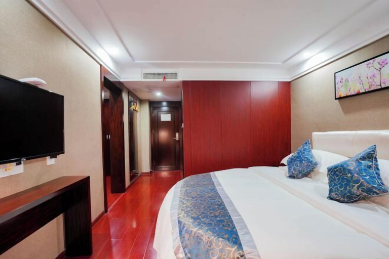 Bedroom 2, Golden Times Holiday Hotel, Lu'an