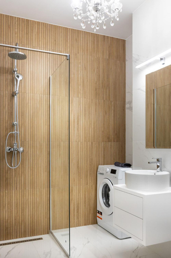 Others 3, Chic Central Oradea -Parcare & Balcon, Oradea