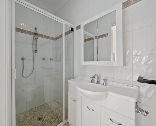 Bedroom 5, Winterwood Lodge - 6mins Jindabyne Pets Allow Floor Heating Farm Stay, Snowy River