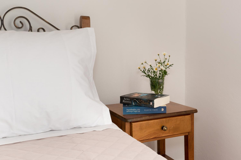 Bedroom 2, Iliada, South Aegean