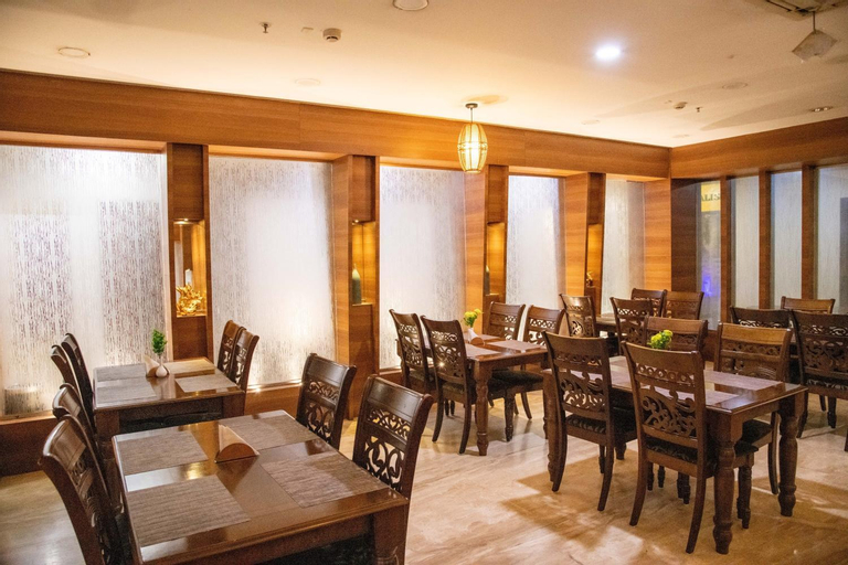 Food & Drinks 4, Hotel High Point, Tiruchirappalli