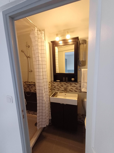Others 4, Relais Saint-Laurent - Chevreuse, Yvelines