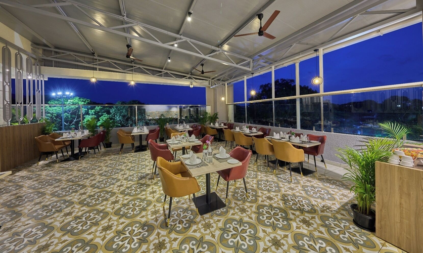 Food & Drinks 5, Grand Continent Mysore A Sarovar Portico Affiliate Hotel, Mysore