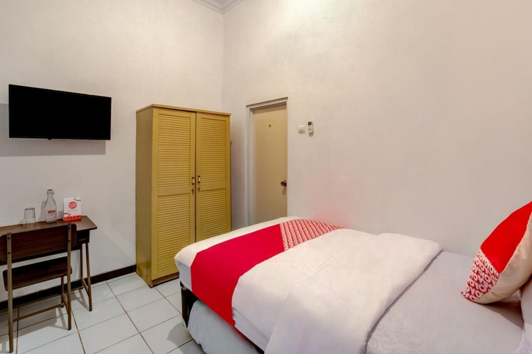 Bedroom 2, OYO 3467 White Residence, Sleman