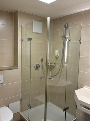 Bathroom 3, Hotel Ortel GmbH, Ludwigsburg