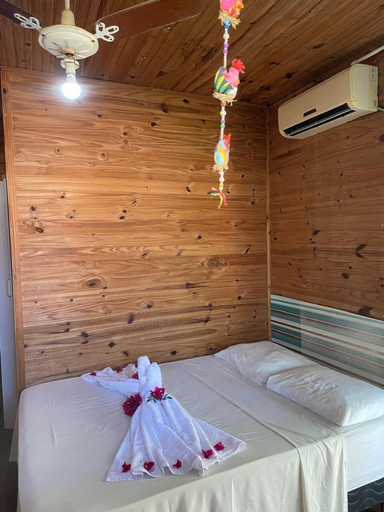Bedroom 2, Retiro espiritualista Casa de Madeira, Ipojuca