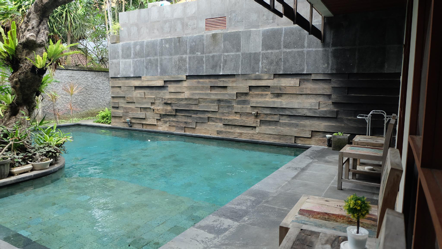 Swimming Pool 1