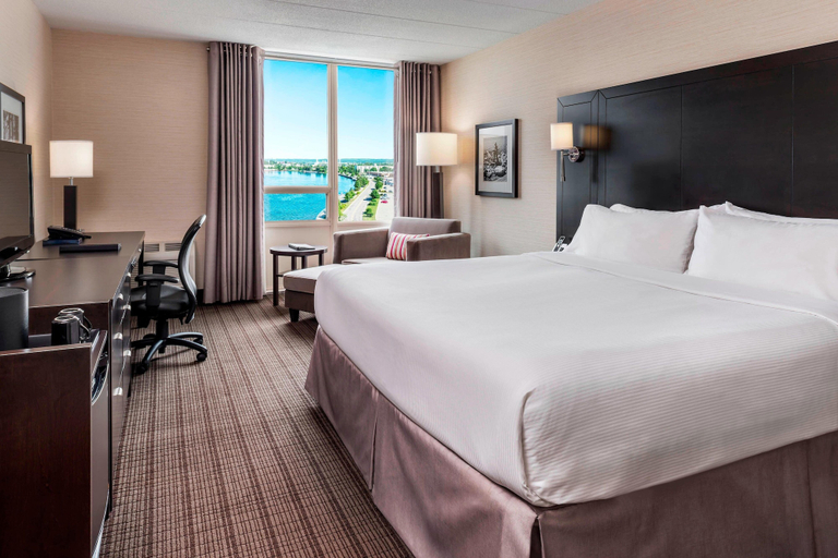 Bedroom 2, Delta Hotels by Marriott Sault Ste. Marie Waterfront, Algoma