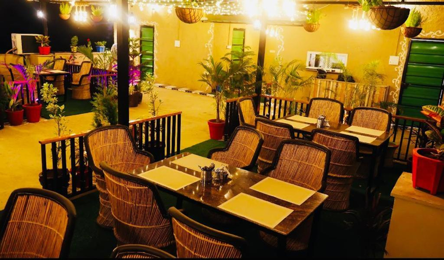 Food & Drinks 4, Hotel Hallmark, Alwar