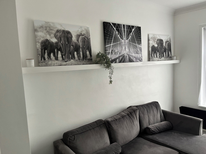 Interior 3, 3 Bed House - Sleeps 5 - Garden - Parking - Wifi, Kent
