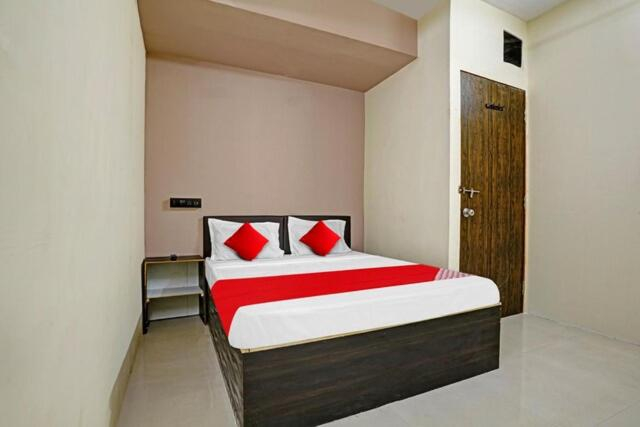 Hotel Welcome, Surat