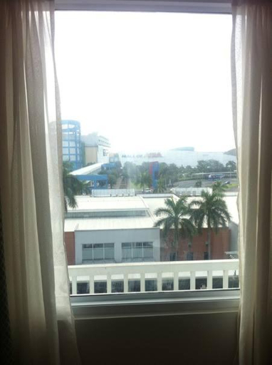 Others 4, Sea Residences - Rheiyn, Pasay City