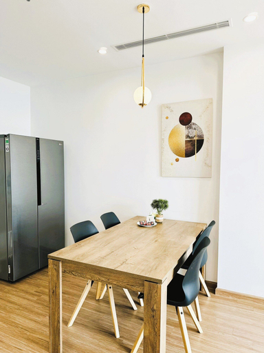 Dining Room 7