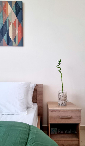 Bedroom 3, 50% OFF Summer Offert, Nice w/ Balcony & Pool View, Dubai