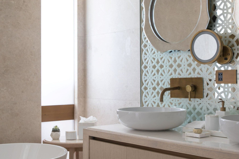Bathroom 11