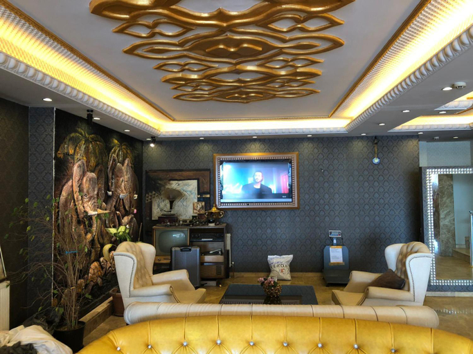 Others 4, The Port Hotel, Fatih