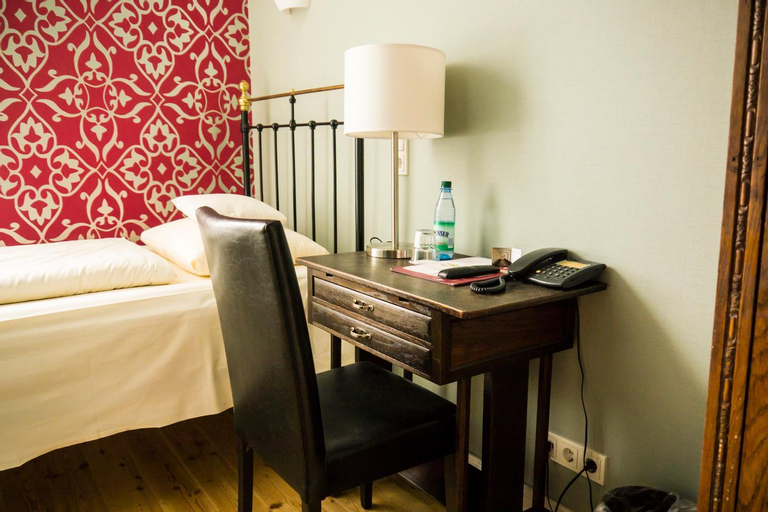 Bedroom 10