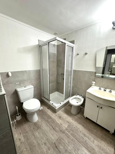 Bathroom 3, Hostal Malvinas, Ushuaia