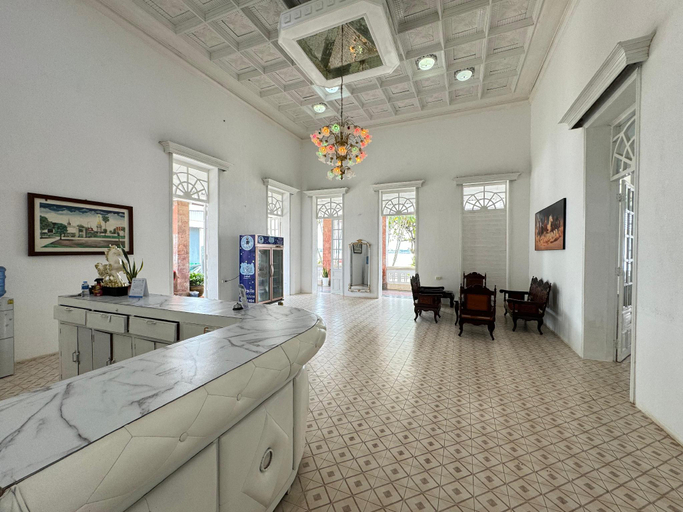Others 3, Souksomboun Hotel, Thakhek