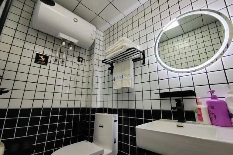 Bathroom 4, Wuwangwo Hotel, Altay