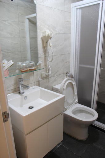 Others 5, Dapu Inn, Lienkiang (Matsu Islands)