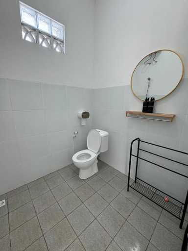 Others 3, Eldemir Room, Badung