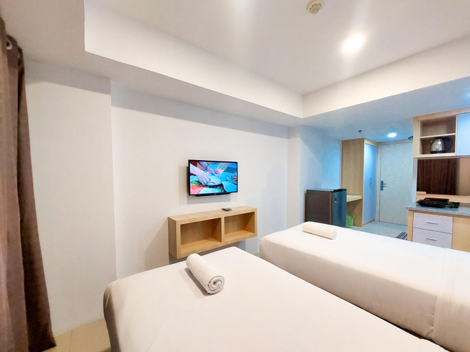 Bedroom 4, Homey and Comfortable Studio at De Prima Apartment By Travelio, Medan