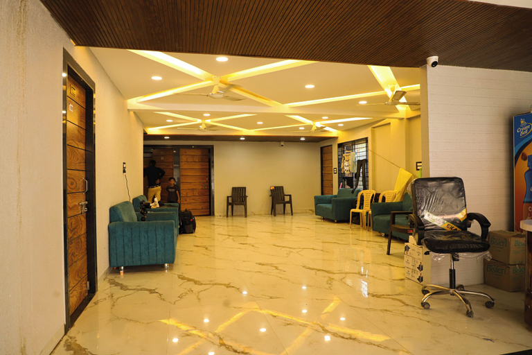 Others 5, Hotel Bholenath, East Nimar