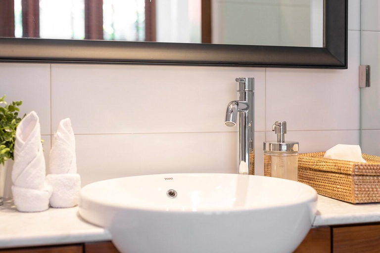 Bathroom 2, Villa Bella Seminyak, Badung