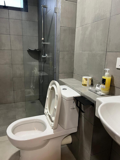 K Avenue Queen Studio 2-3PAX NEAR KKIA, Putatan