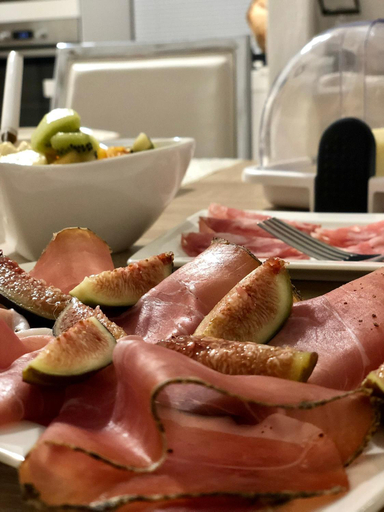 Food & Drinks 3, Montellinos Suite Tortora, Carbonia-Iglesias
