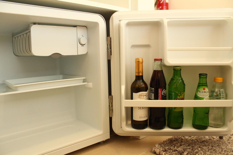 Food & Drinks