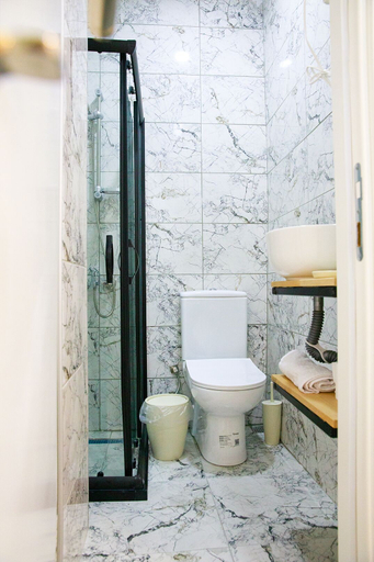 Bathroom 5, Beans House Suite, Beyoğlu