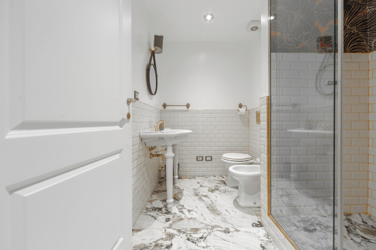 Bathroom 5, Duomo Smart Suites, Milano