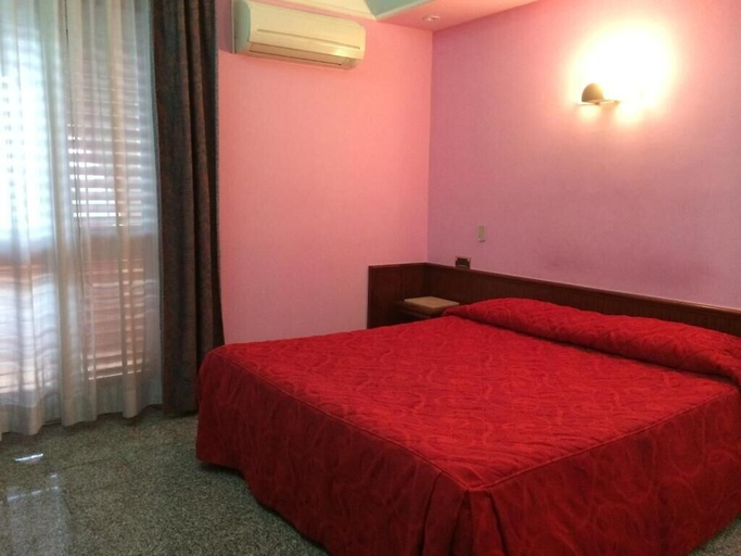 Bedroom 3, Re Di Cuori Hotel, Caserta
