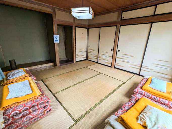 北アルプスの麓一軒家シェアハウスの中にある和室宿, Ōmachi