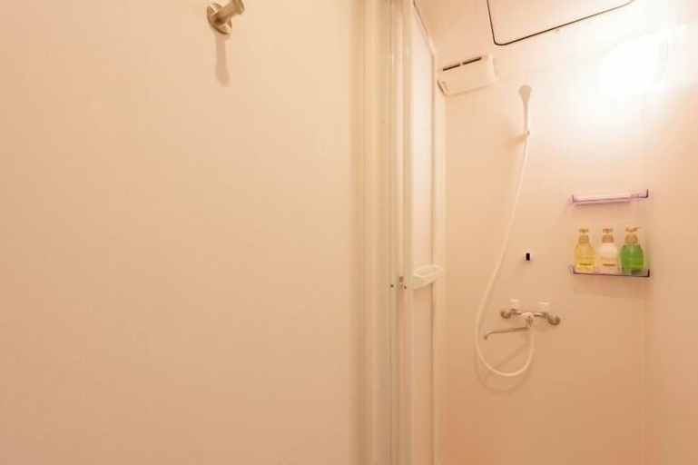 Bathroom 15