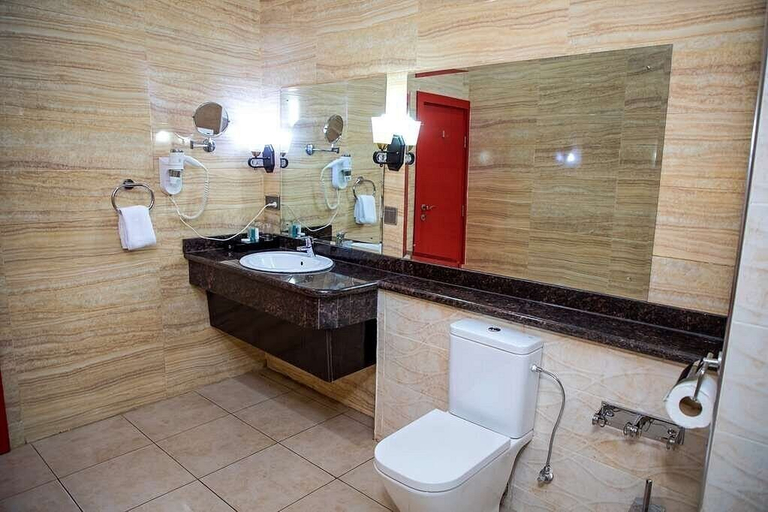 Bathroom 3, Elegant Hotel by Best Western Plus, Enugu North
