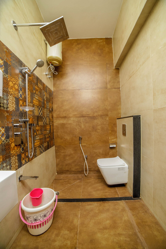 Bathroom 4, Abhinav Nest, The Nilgiris